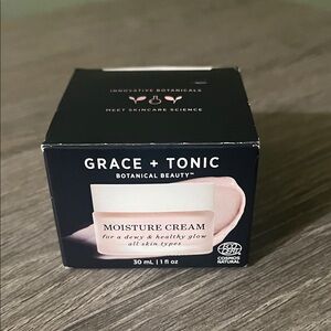 Grace 💜 and Tonic Moisture Cream